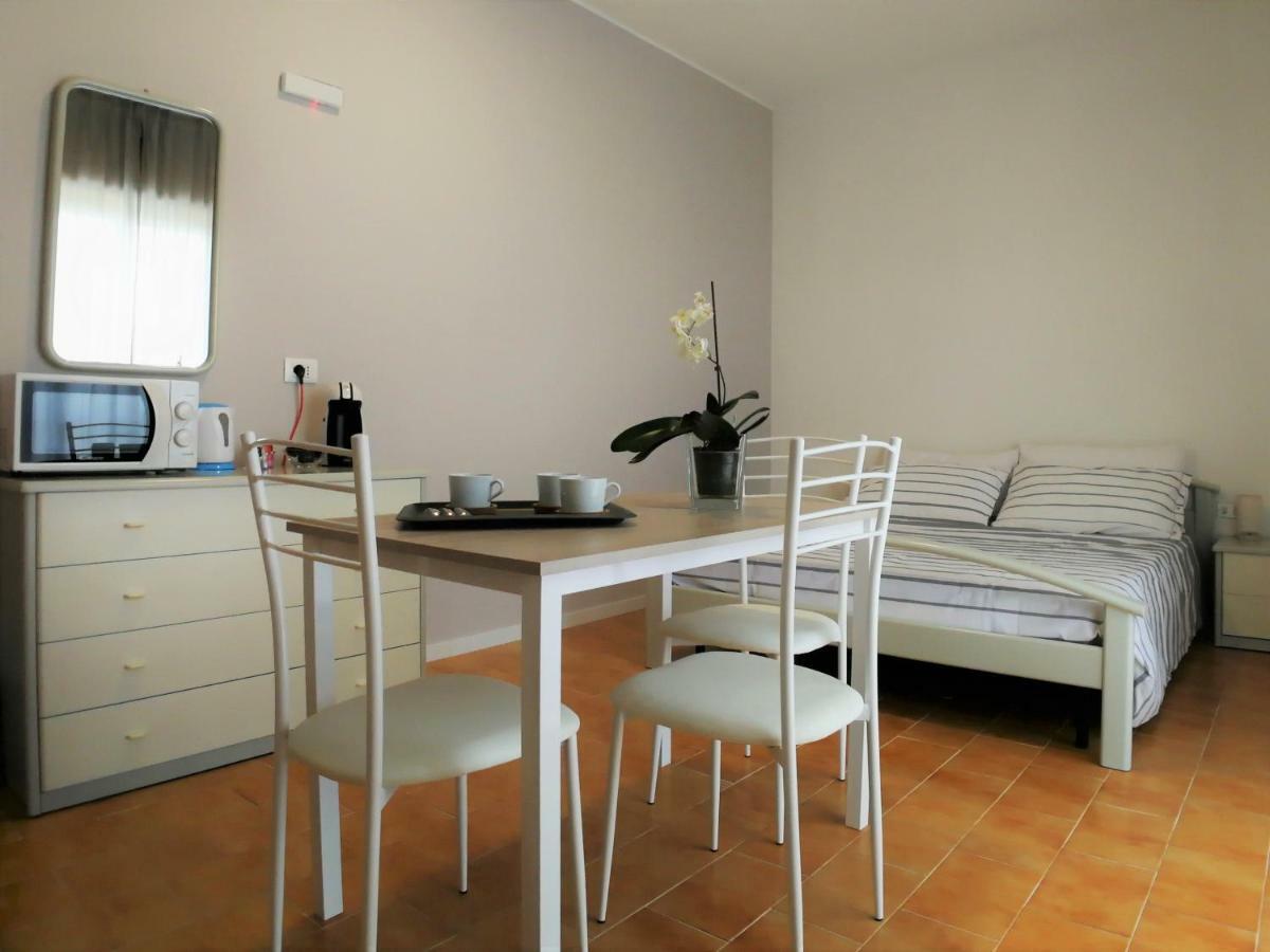 Villa Giulia Bonate Sotto Esterno foto